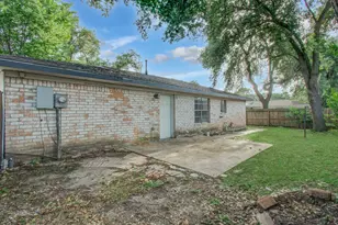 8406 Beechaven Rd, Houston, TX 77571 - Photo 41