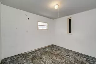 8406 Beechaven Rd, Houston, TX 77571 - Photo 33