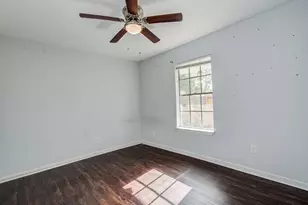 8406 Beechaven Rd, Houston, TX 77571 - Photo 29