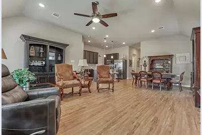 10004 Bigfoot Wallace Drive, Montgomery, TX 77316 - Photo 17