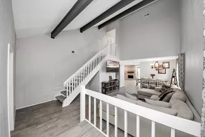 6154 W Airport Boulevard #16, Houston, TX 77035 - Photo 5