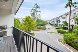 2400 High Timbers Dr, The Woodlands, TX 77380 - Photo 11