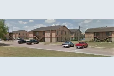 2200 N Adams Street, Beeville, TX 78102 - Photo 5