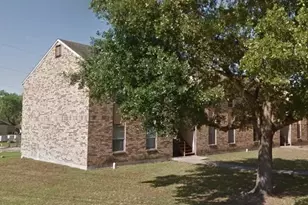 2200 N Adams St, Beeville, TX 78102 - Photo 3