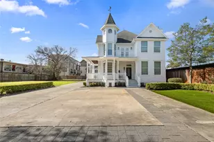 811 Heights Blvd, Houston, TX 77007 - Photo 1