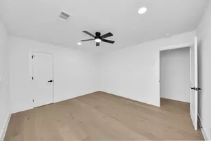 5330 Dumfries Dr, Houston, TX 77096 - Photo 37