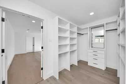 5330 Dumfries Drive, Houston, TX 77096 - Photo 25