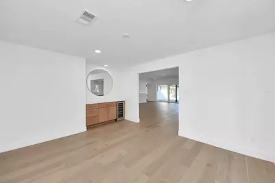 5330 Dumfries Drive, Houston, TX 77096 - Photo 19