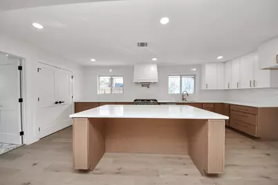 5330 Dumfries Drive, Houston, TX 77096 - Photo 13