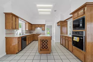 3711 Tree Manor Ln, Kingwood, TX 77345 - Photo 17