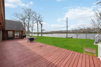 911 Brook Forest Drive, Conroe, TX 77385 - Photo 33
