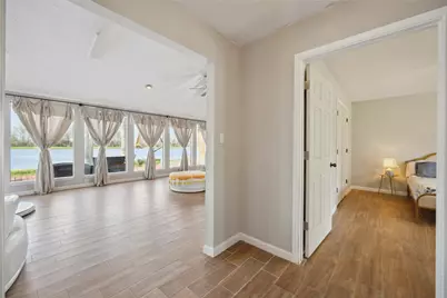 911 Brook Forest Drive, Conroe, TX 77385 - Photo 17