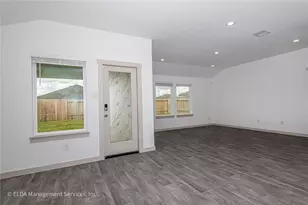 8038 Brahman Ln, Rosharon, TX 77583 - Photo 11