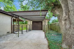 527 S Iowa Ave, League City, TX 77573 - Photo 23