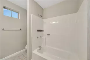 527 S Iowa Ave, League City, TX 77573 - Photo 21