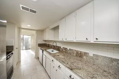 1059 Country Place Drive #1059, Houston, TX 77079 - Photo 13