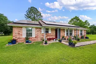10521 Mary Ln, Manvel, TX 77578 - Photo 1