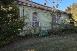 7933 Goode St, Houston, TX 77012 - Photo 7