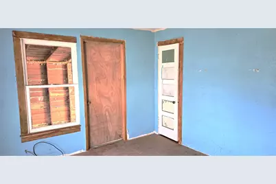 508 E French Street, Cuero, TX 77954 - Photo 7