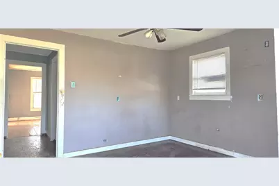 508 E French Street, Cuero, TX 77954 - Photo 5