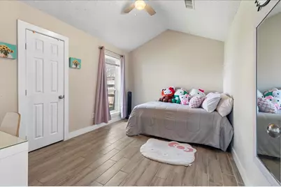 12926 Grovemill Drive, Houston, TX 77045 - Photo 13