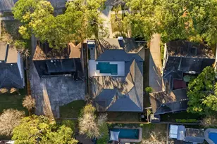 12034 Sugar Springs Dr, Houston, TX 77077 - Photo 31