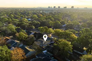 12034 Sugar Springs Dr, Houston, TX 77077 - Photo 29