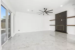 12034 Sugar Springs Dr, Houston, TX 77077 - Photo 11