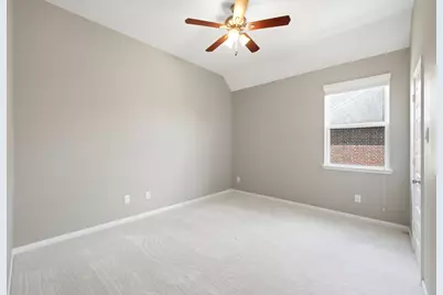 7403 Woodward Springs Drive, Pearland, TX 77584 - Photo 27