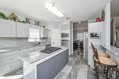 75 April Wind Drive S, Conroe, TX 77356 - Photo 9