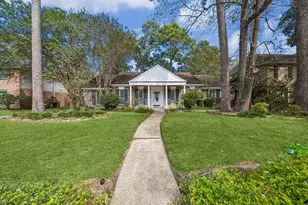 3427 Tree Ln, Kingwood, TX 77339 - Photo 1