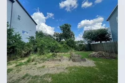 3718 Robertson Street, Houston, TX 77009 - Photo 9