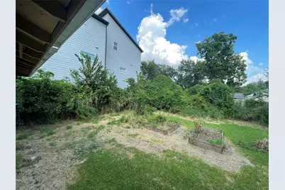3718 Robertson Street, Houston, TX 77009 - Photo 7