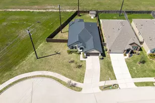 8903 Brazos Dr, Baytown, TX 77521 - Photo 35