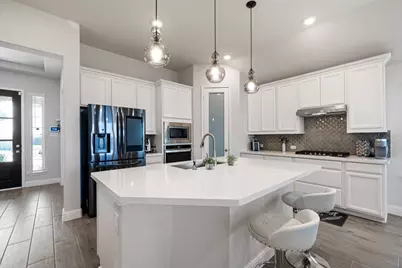 8903 Brazos Drive, Baytown, TX 77521 - Photo 9