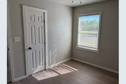 2005 Glasshouse Street, Beaumont, TX 77703 - Photo 13
