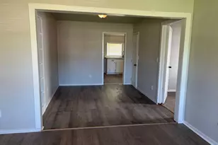 2005 Glasshouse St, Beaumont, TX 77703 - Photo 3