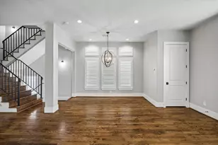 912 Yale St, Houston, TX 77008 - Photo 9