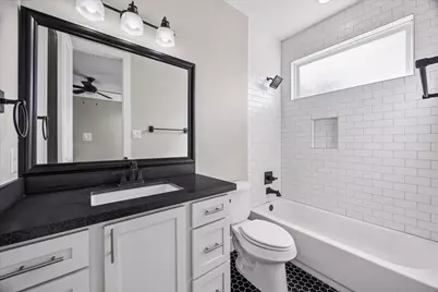 912 Yale Street #B, Houston, TX 77008 - Photo 7