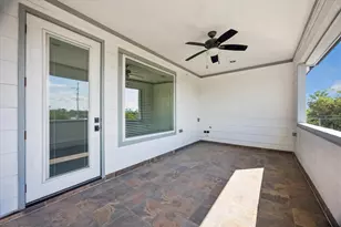 912 Yale St, Houston, TX 77008 - Photo 25