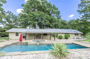 1977 Co Rd 813, Nacogdoches, TX 75964 - Photo 1
