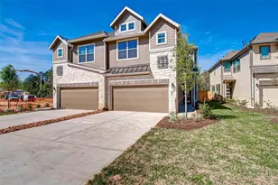 315 N Spotted Fern Dr, Montgomery, TX 77316 - Photo 1