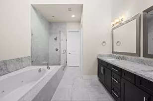 1208 W Dallas St, Houston, TX 77019 - Photo 11