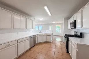 2711 Skyview Trace Ct, Houston, TX 77047 - Photo 13