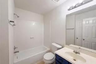 2711 Skyview Trace Ct, Houston, TX 77047 - Photo 19