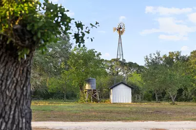 1109 County Road 157, Columbus, TX 78934 - Photo 33