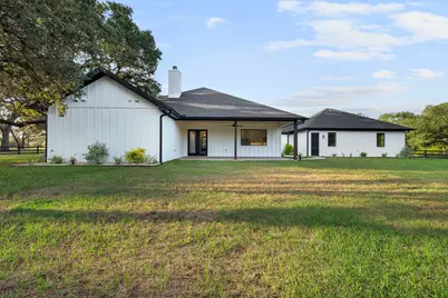 1109 County Road 157, Columbus, TX 78934 - Photo 5