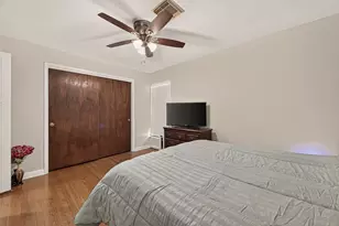 6655 Wildwood Way, Houston, TX 77023 - Photo 19