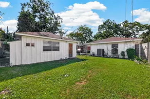 6655 Wildwood Way, Houston, TX 77023 - Photo 25