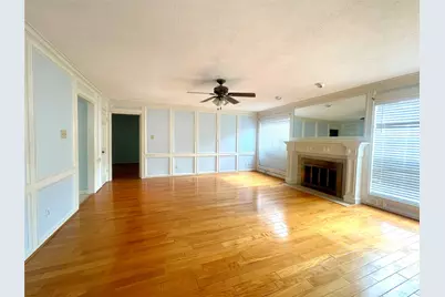 3319 Water Locust Drive, Sugar Land, TX 77479 - Photo 9